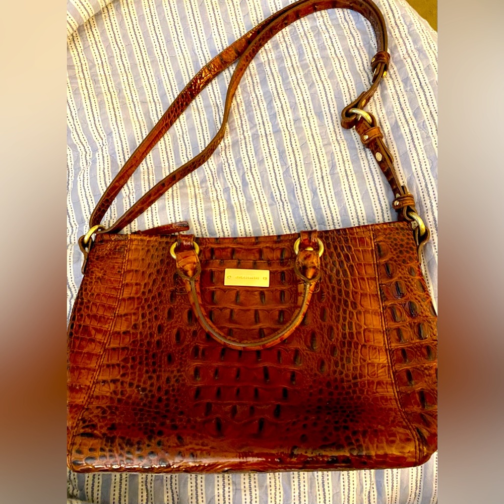 Brahmin brown shoulder bag/ crossbody in perfect condition.